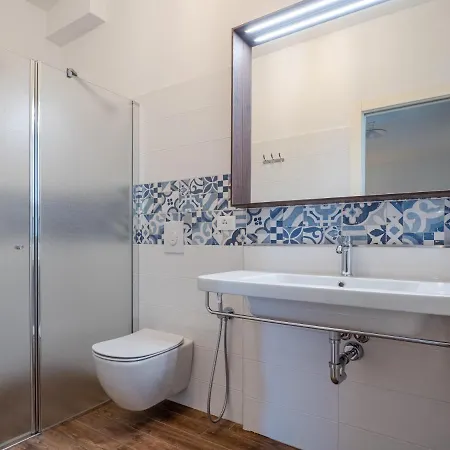 Hotel apartamentowy Oasi Da Vinci Tignale