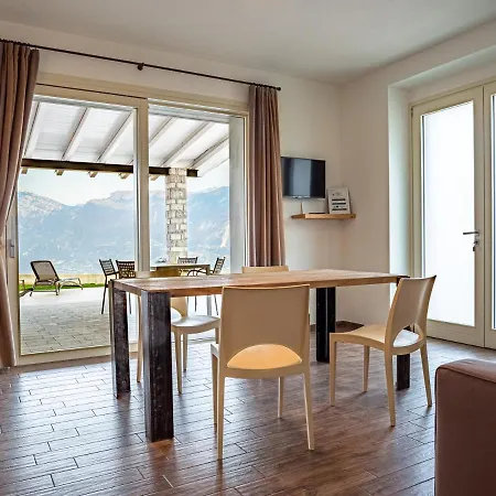 Oasi Da Vinci Garda View 3* Тиньяле