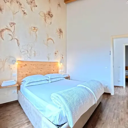 Oasi Da Vinci Garda View 3* Тиньяле