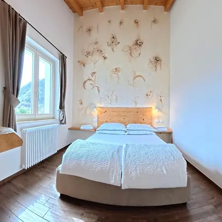 Oasi Da Vinci Garda View 3* Тиньяле