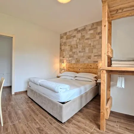 Oasi Da Vinci Garda View Апарт-отель 3*
