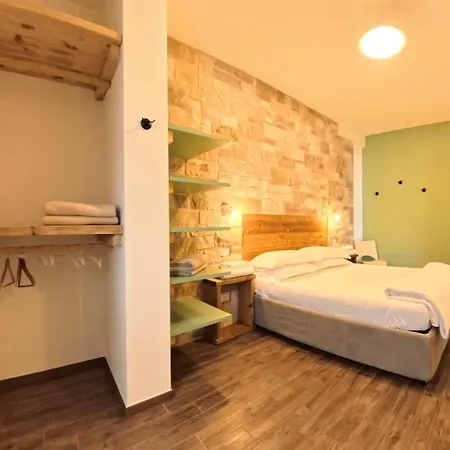 Oasi Da Vinci Garda View 3* Тиньяле